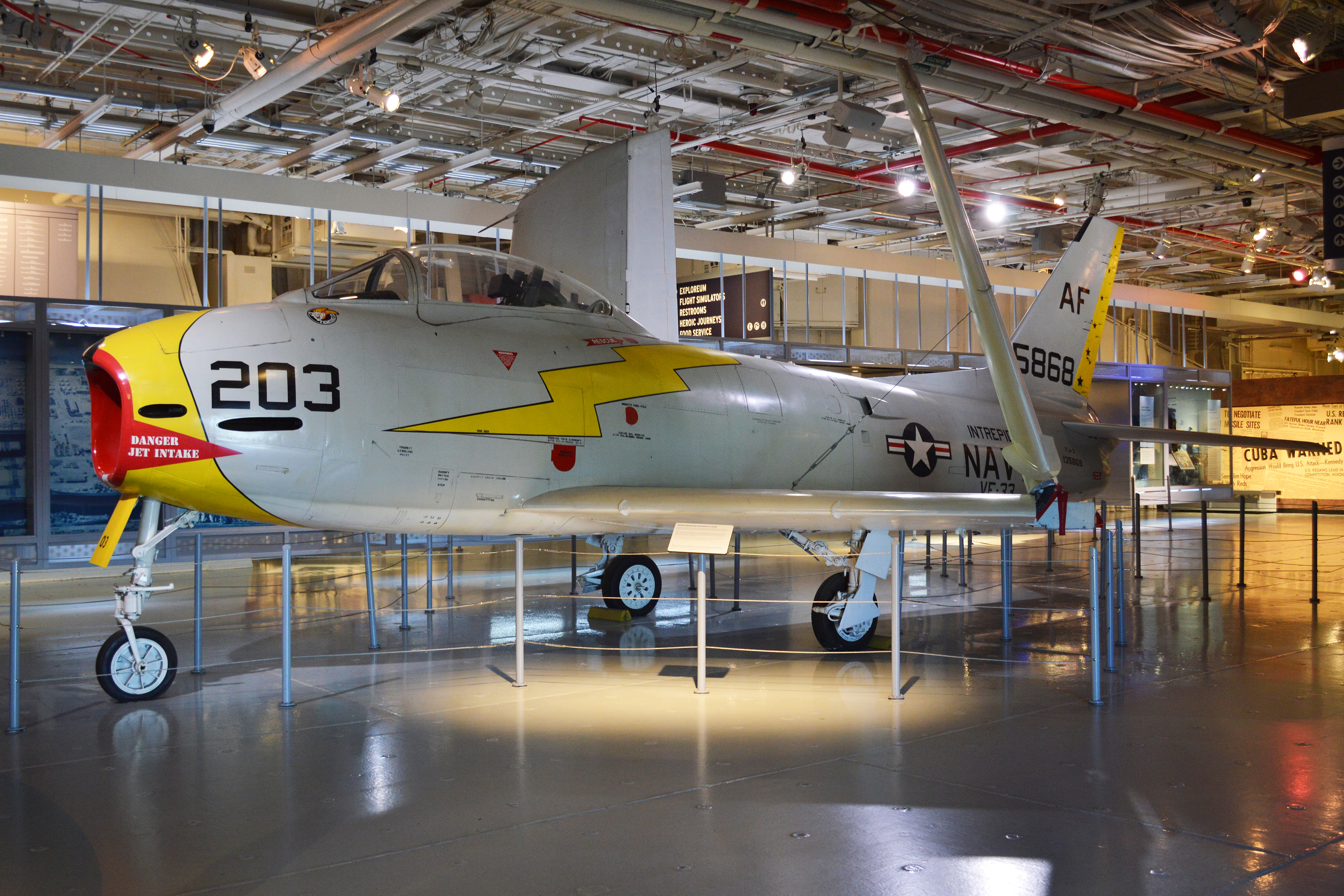 North American FJ-2/-3 Fury