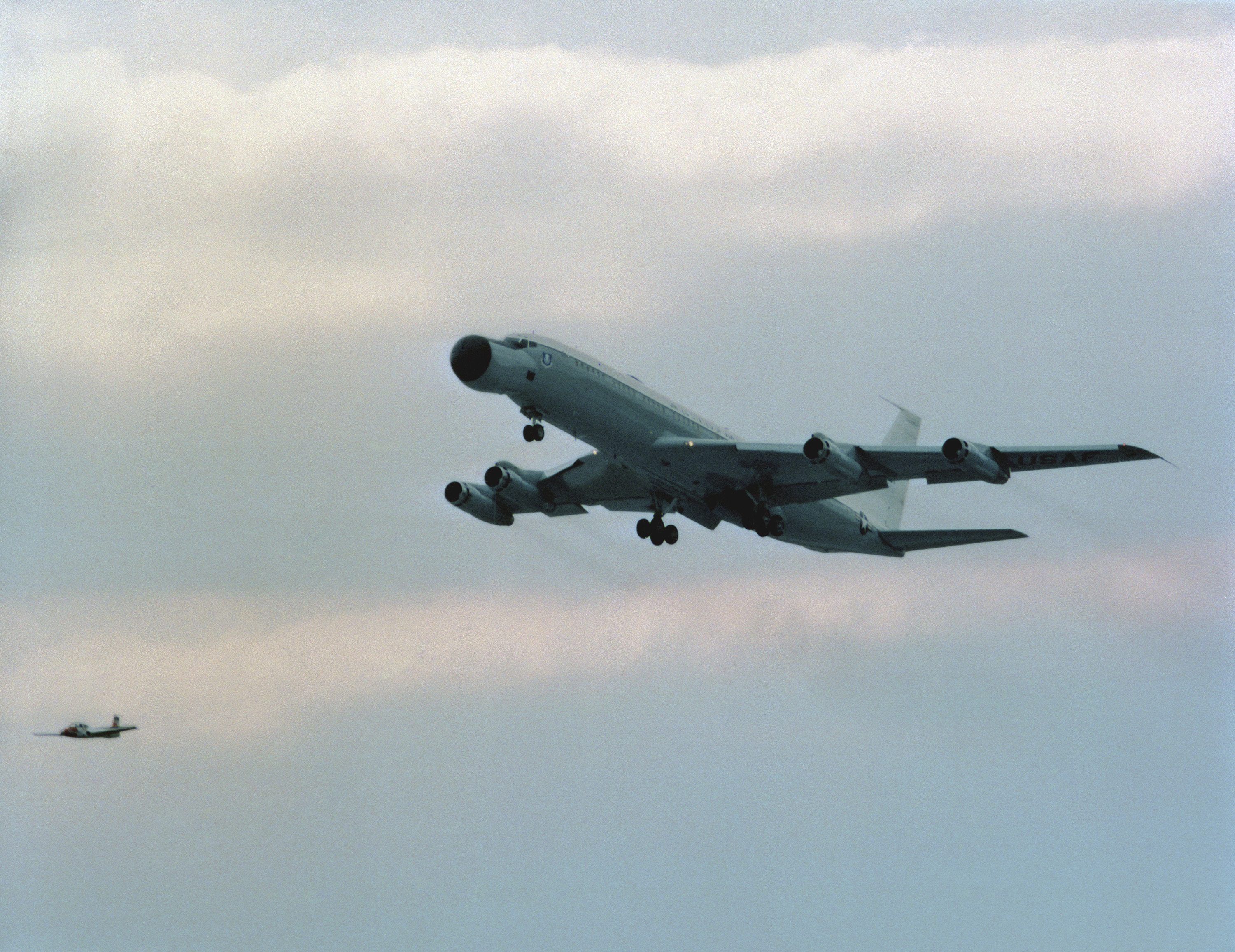 EC-18B