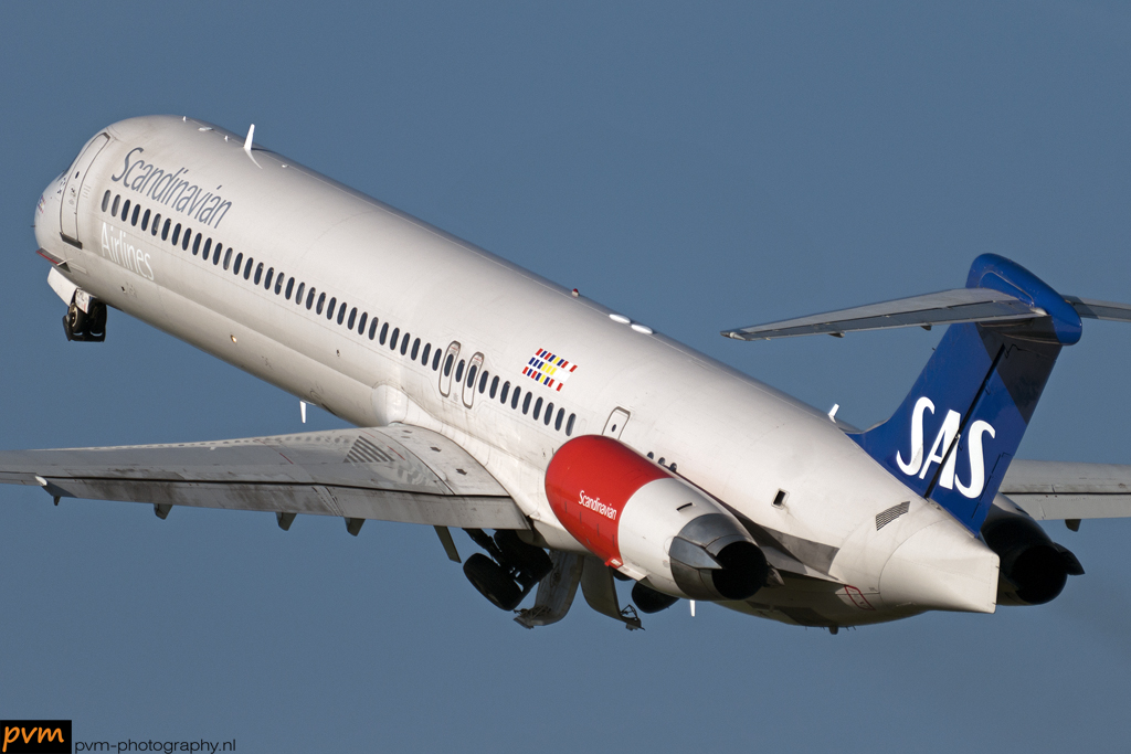 McDonnell Douglas MD-82