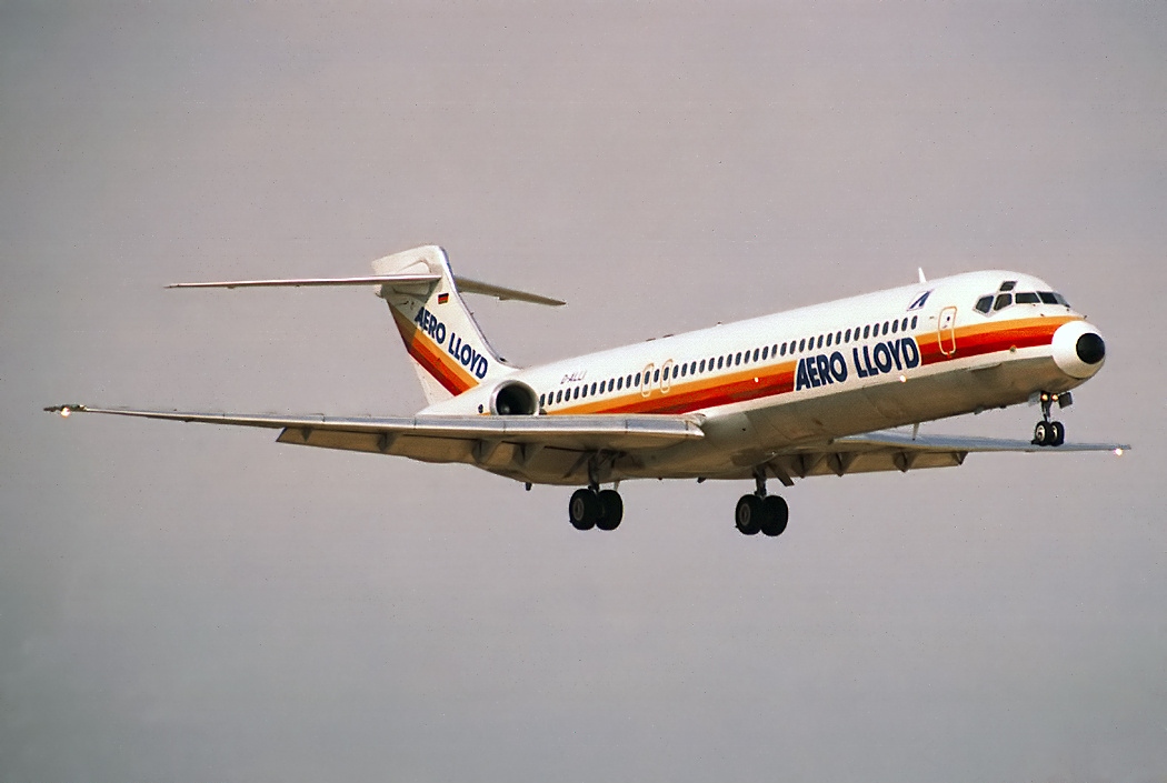 McDonnell Douglas MD-87