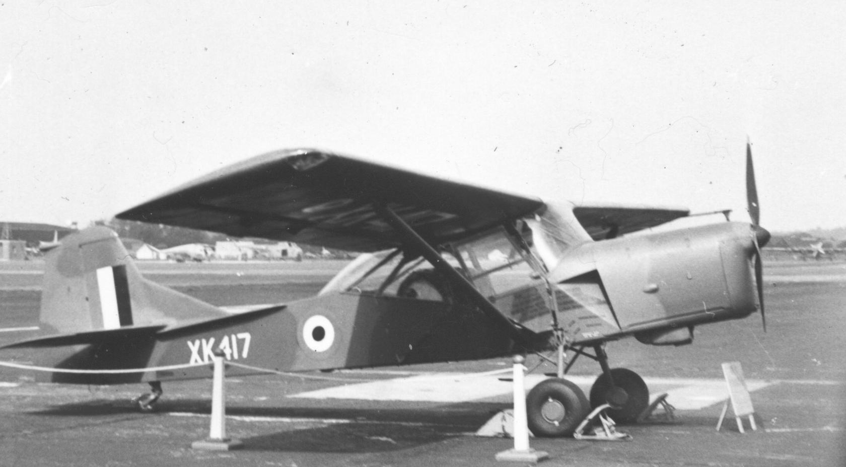 Auster AOP.9