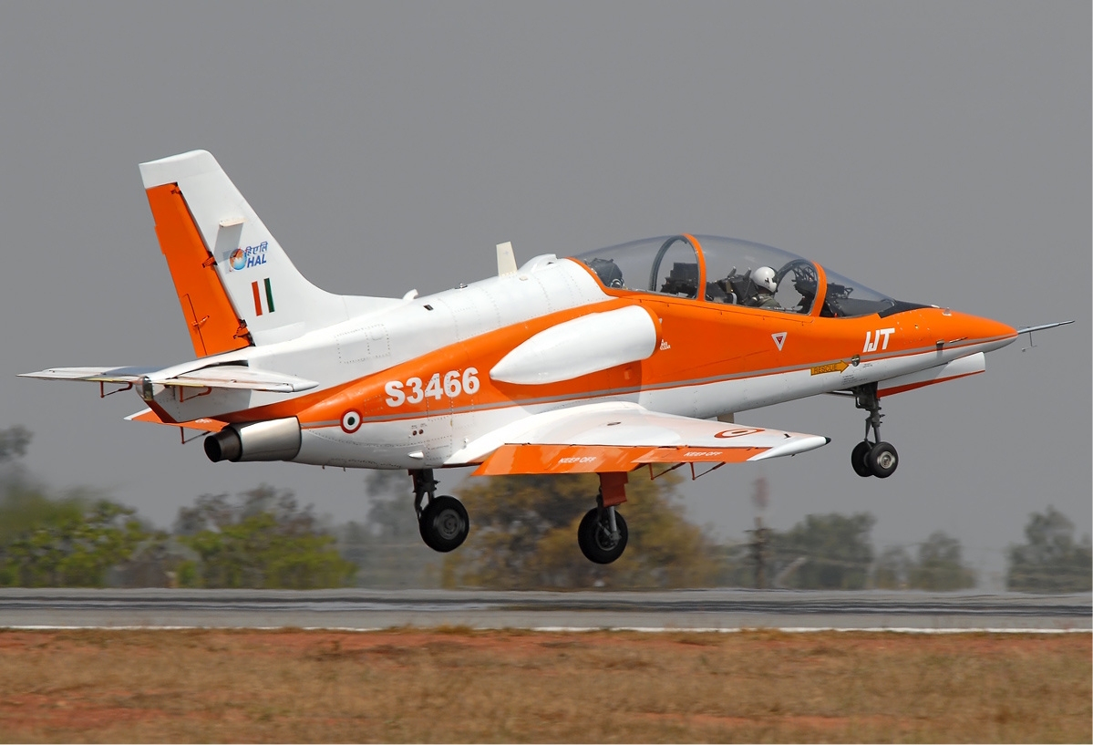 HAL HJT-36 Sitara