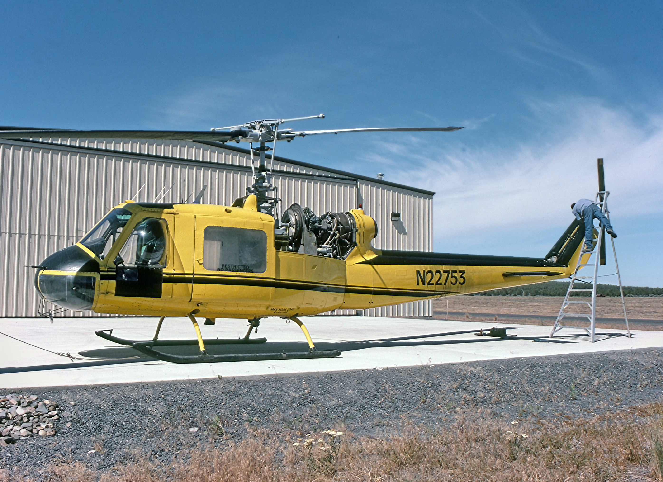 Bell 204