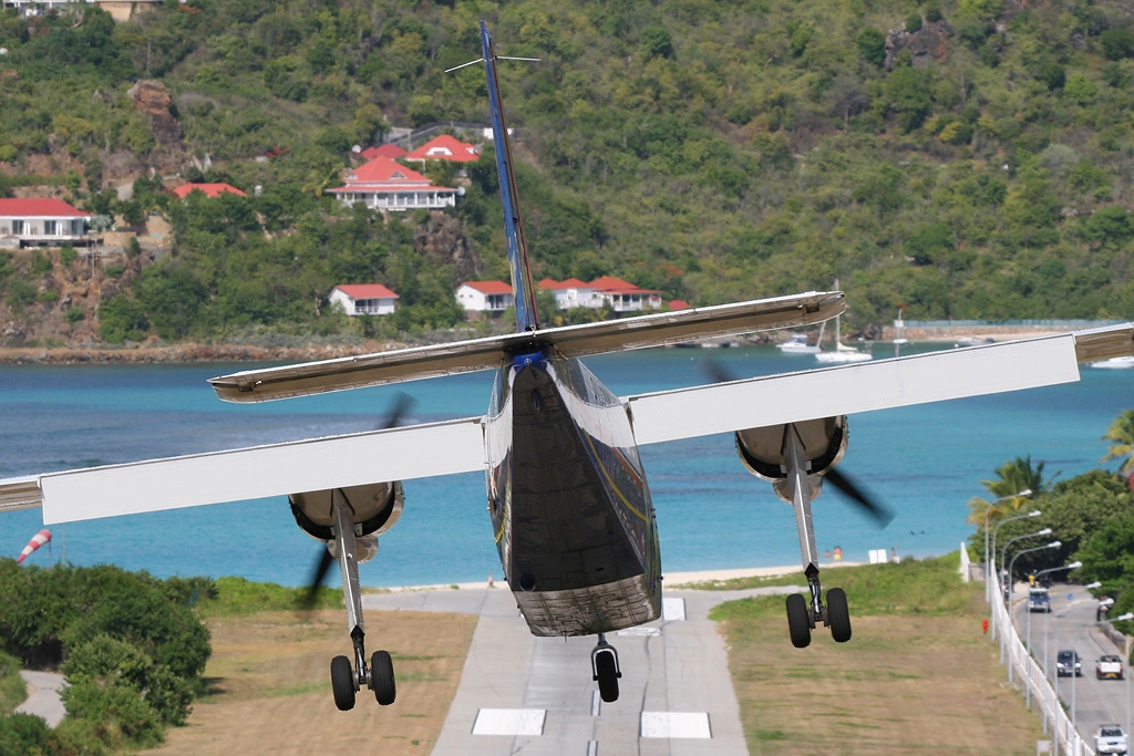 Britten-Norman BN-2A Islander