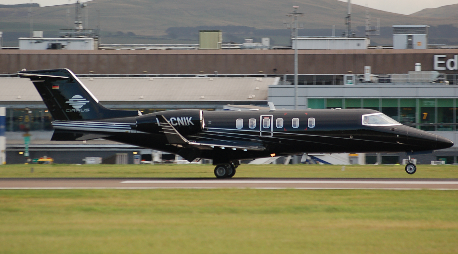 Learjet 40